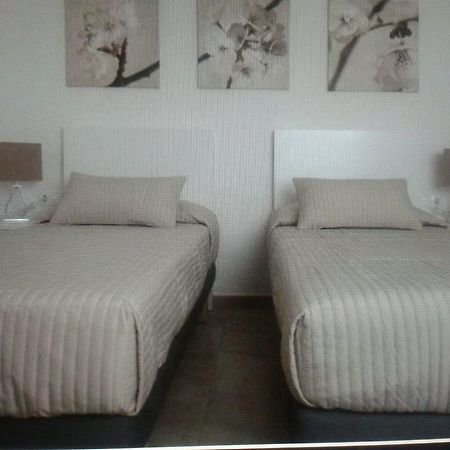 Pension Alemania Alicante Kamer foto