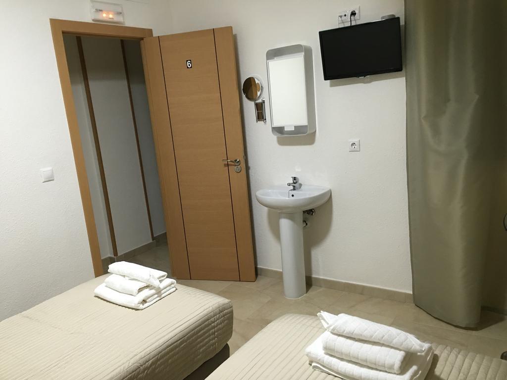 Pension Alemania Alicante Buitenkant foto