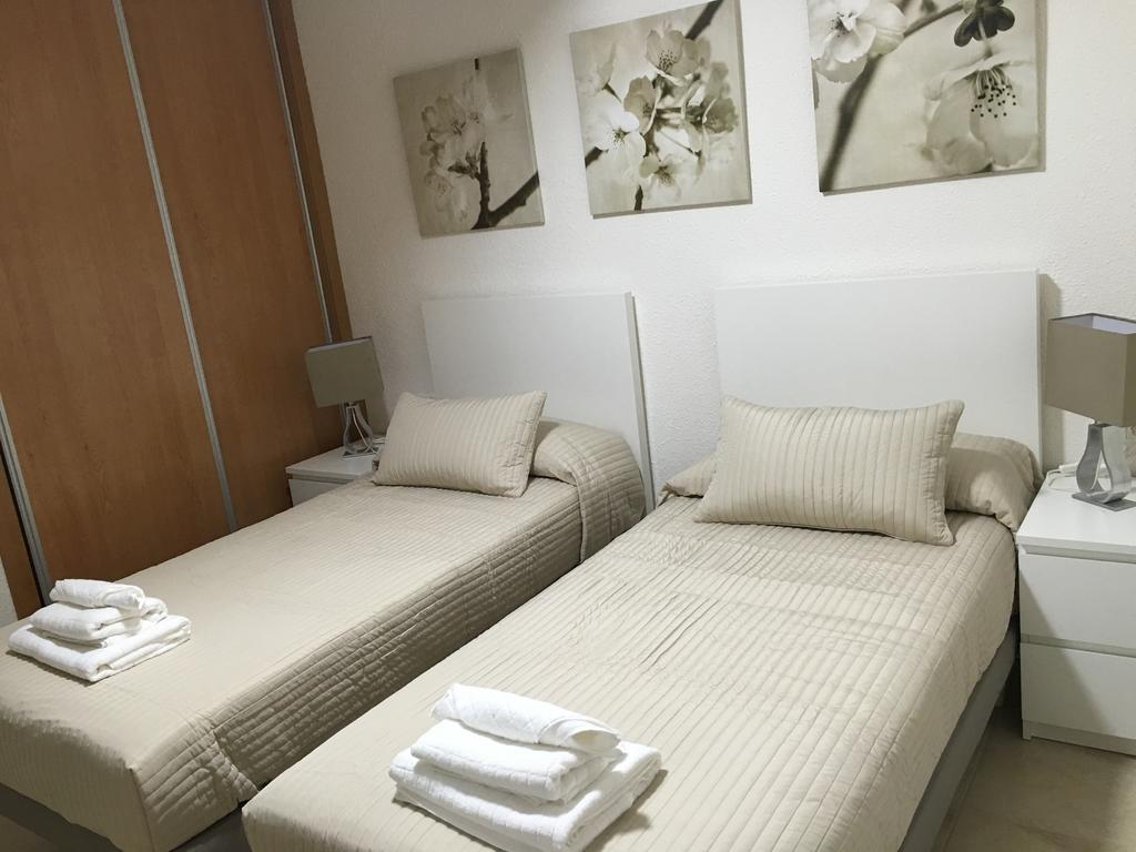 Pension Alemania Alicante Kamer foto