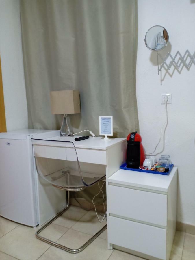 Pension Alemania Alicante Buitenkant foto